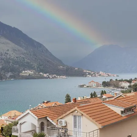 De Lux Apartments Sirena Kotor Exterior photo