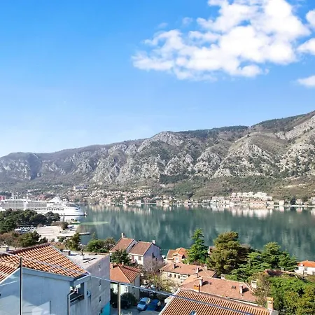 De Lux Apartments Sirena Kotor Exterior photo